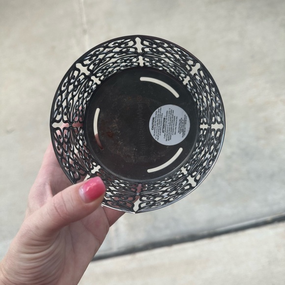 B&BW Elegant Silver Candle Holder - Picture 3 of 4